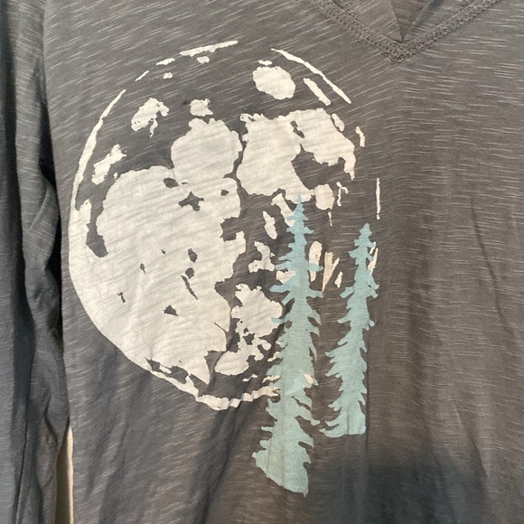 Ellembee gray long sleeve hooded moon and trees v neck cozy shirt large - Picture 2 of 9